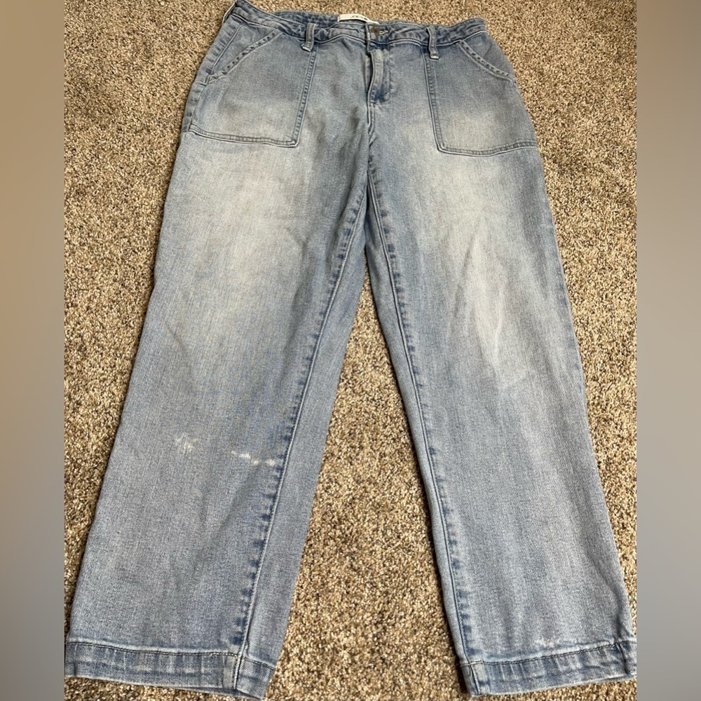 Joe's Jeans Women's 31 Blue Light Wash High Rise Mom Jeans